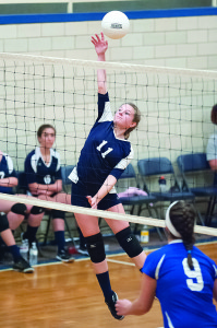 13_Jessica Foister jumps high for the kill